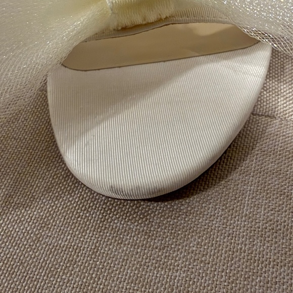 Authentic Jimmy Choo Aveline 100 Sandal Heel Bow Bridal Ivory EU 39/US 8.5 - Picture 9 of 9